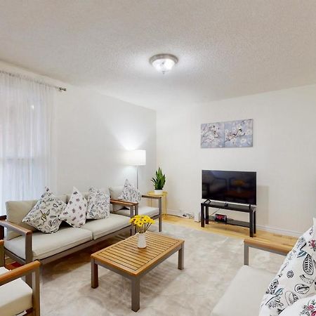 Modern Bright Cozy 3Bed 3Bath Vacation House In Ajax, Greater Toronto Area Gta, On, Canada Esterno foto